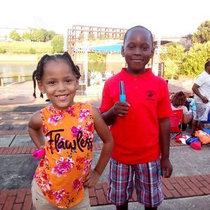 Meet your Posher, Christina